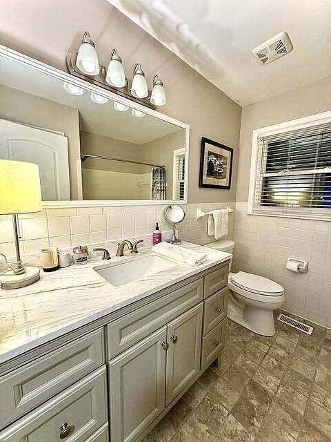 Furnished Finder property 899434_1 photo 18