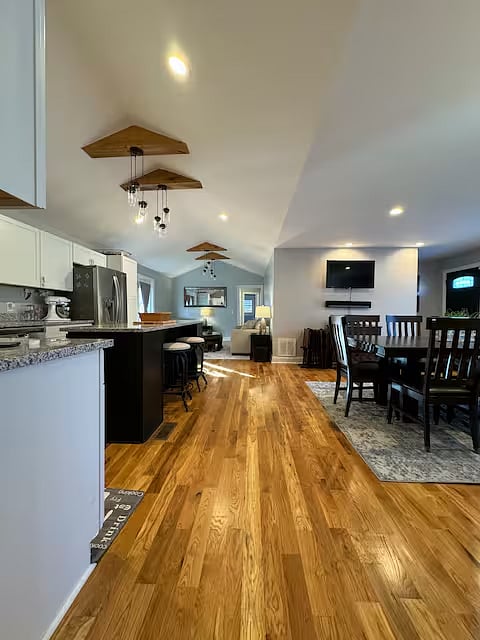 Furnished Finder property 899434_1 photo 36