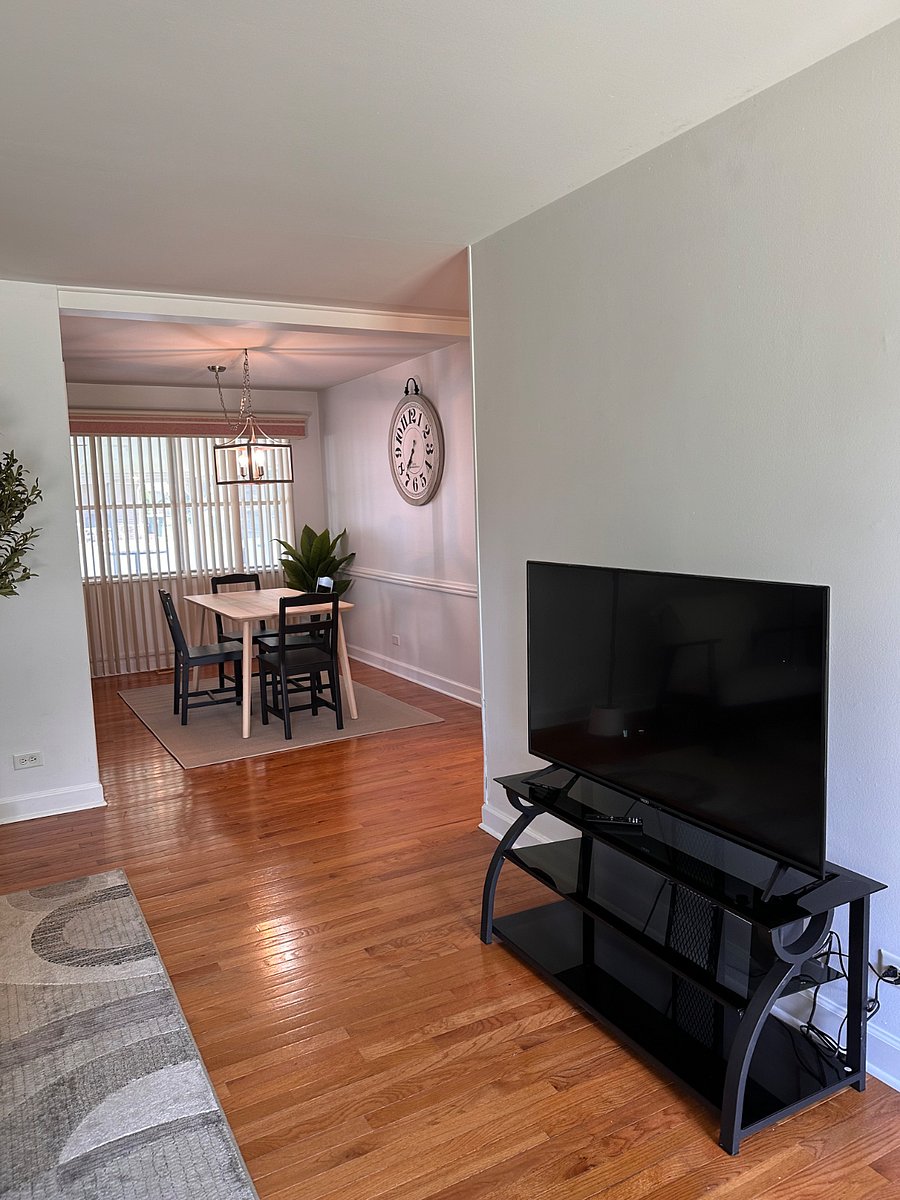 Furnished Finder property 899443_1 photo 3