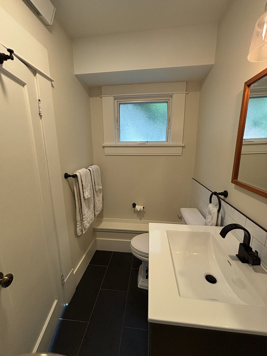 Furnished Finder property 899449_1 photo 17