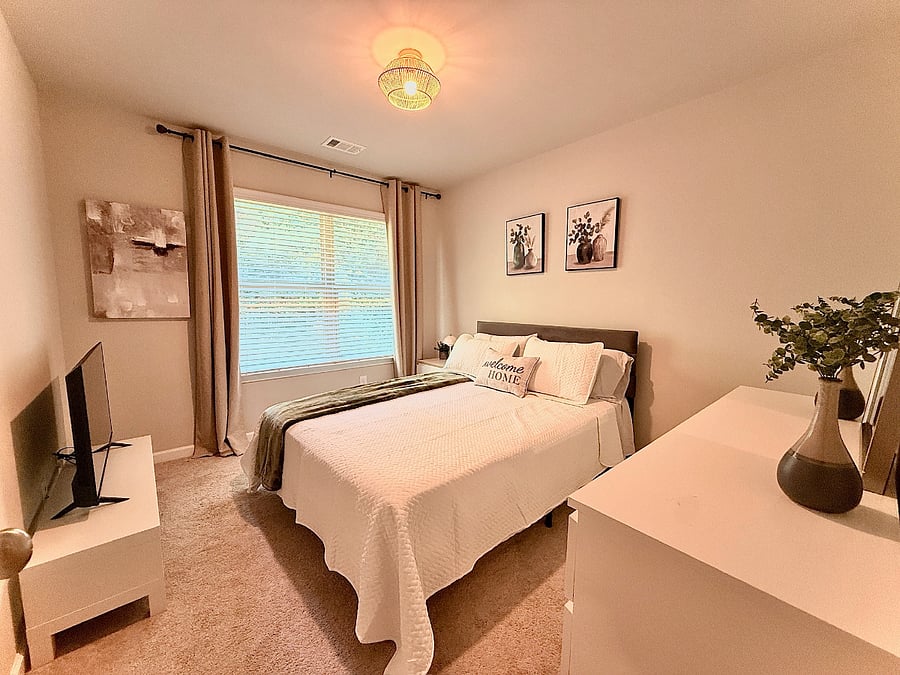 Furnished Finder property 899451_1 photo 14