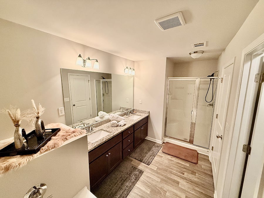 Furnished Finder property 899451_1 photo 9