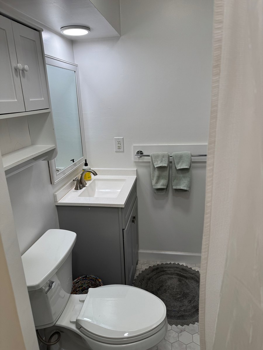 Furnished Finder property 899455_1 photo 22