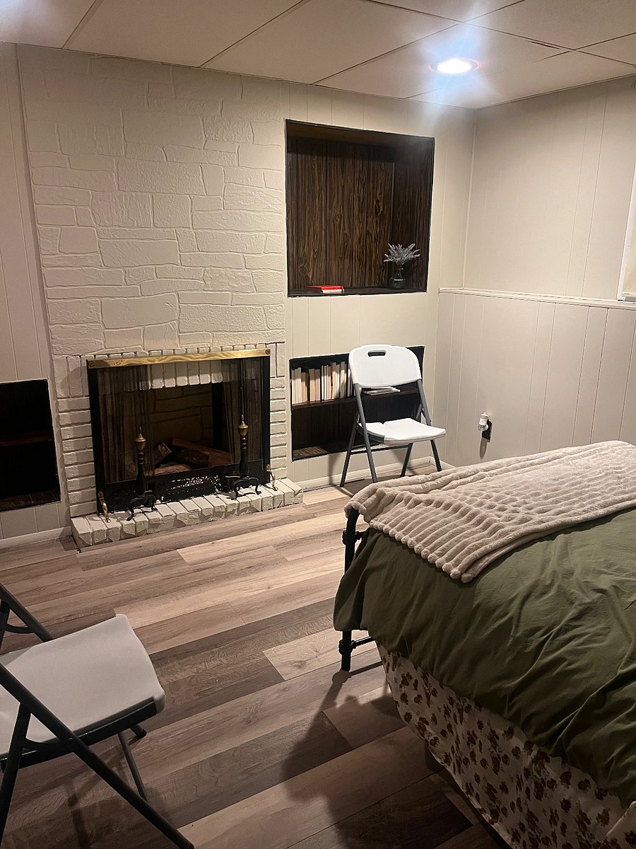 Furnished Finder property 899467_1 photo 4