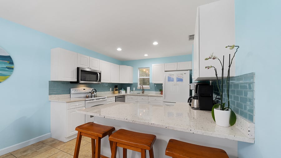 Furnished Finder property 899488_1 photo 8