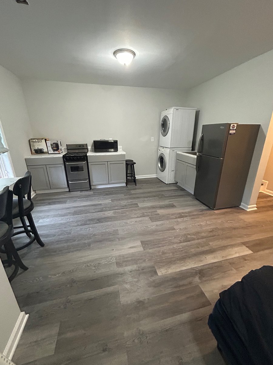 Furnished Finder property 899490_1 photo 11