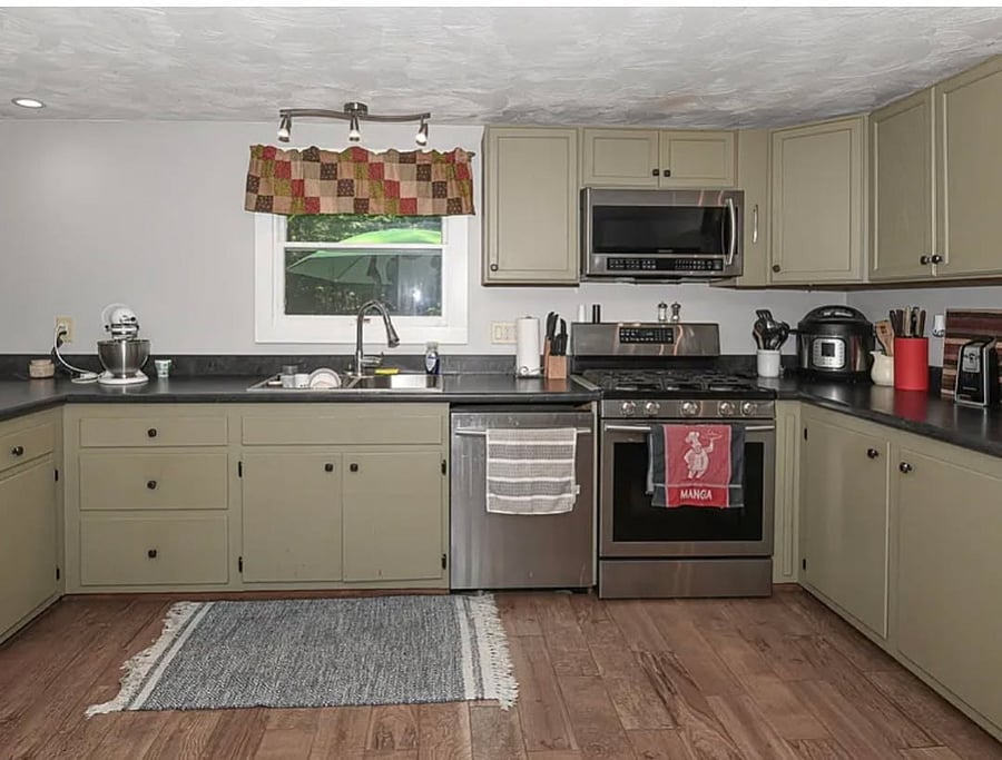 Furnished Finder property 899499_1 photo 9