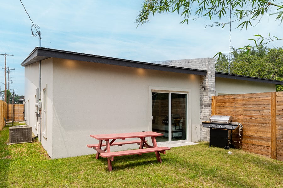 Furnished Finder property 899502_2 photo 15