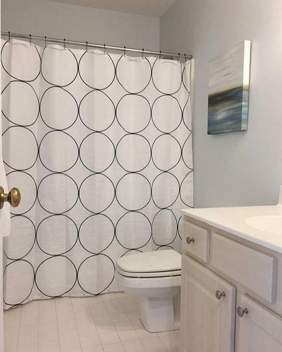 Guest bedroom - Bath