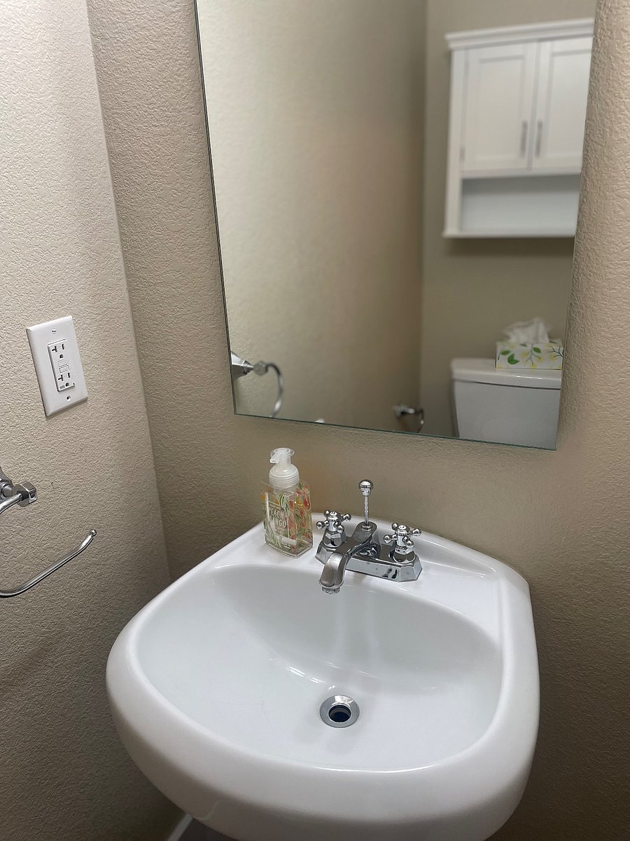 Furnished Finder property 899508_1 photo 9