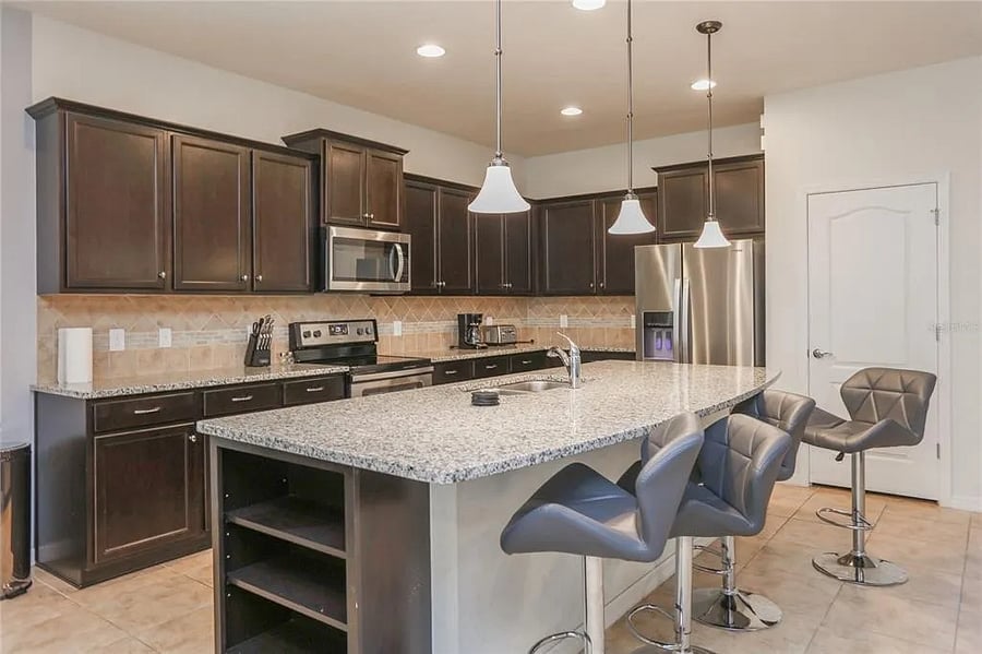 Furnished Finder property 899520_1 photo 8
