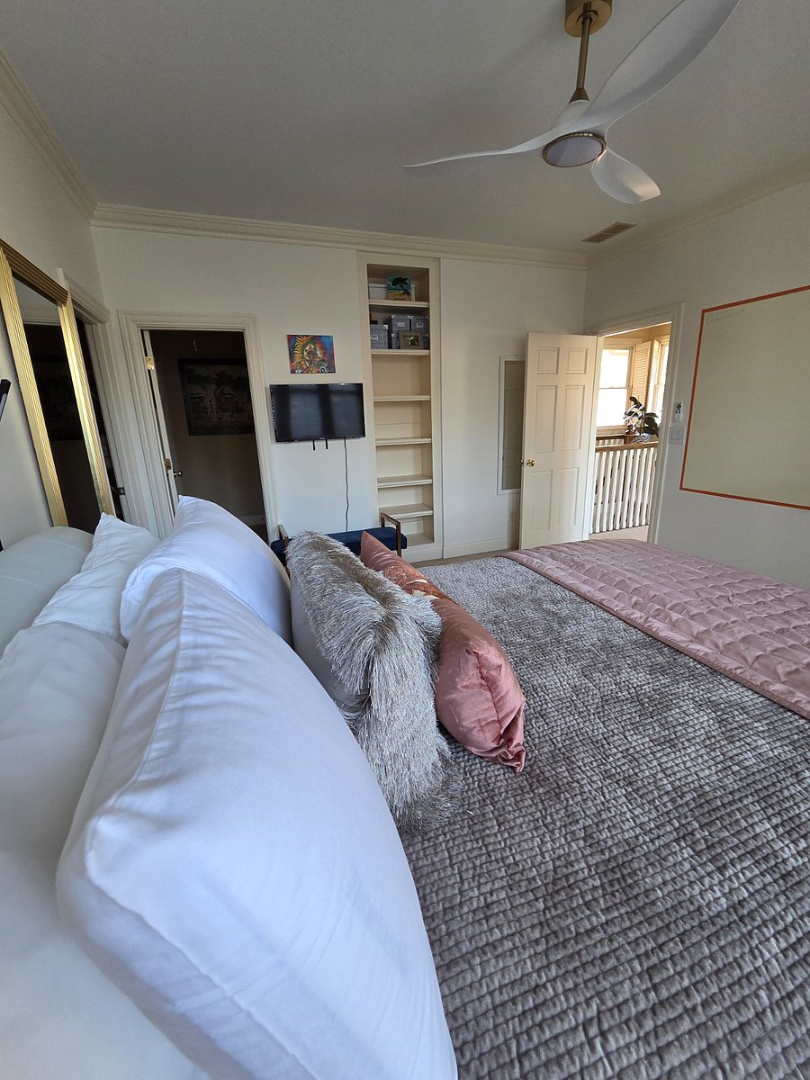 Furnished Finder property 899527_1 photo 6