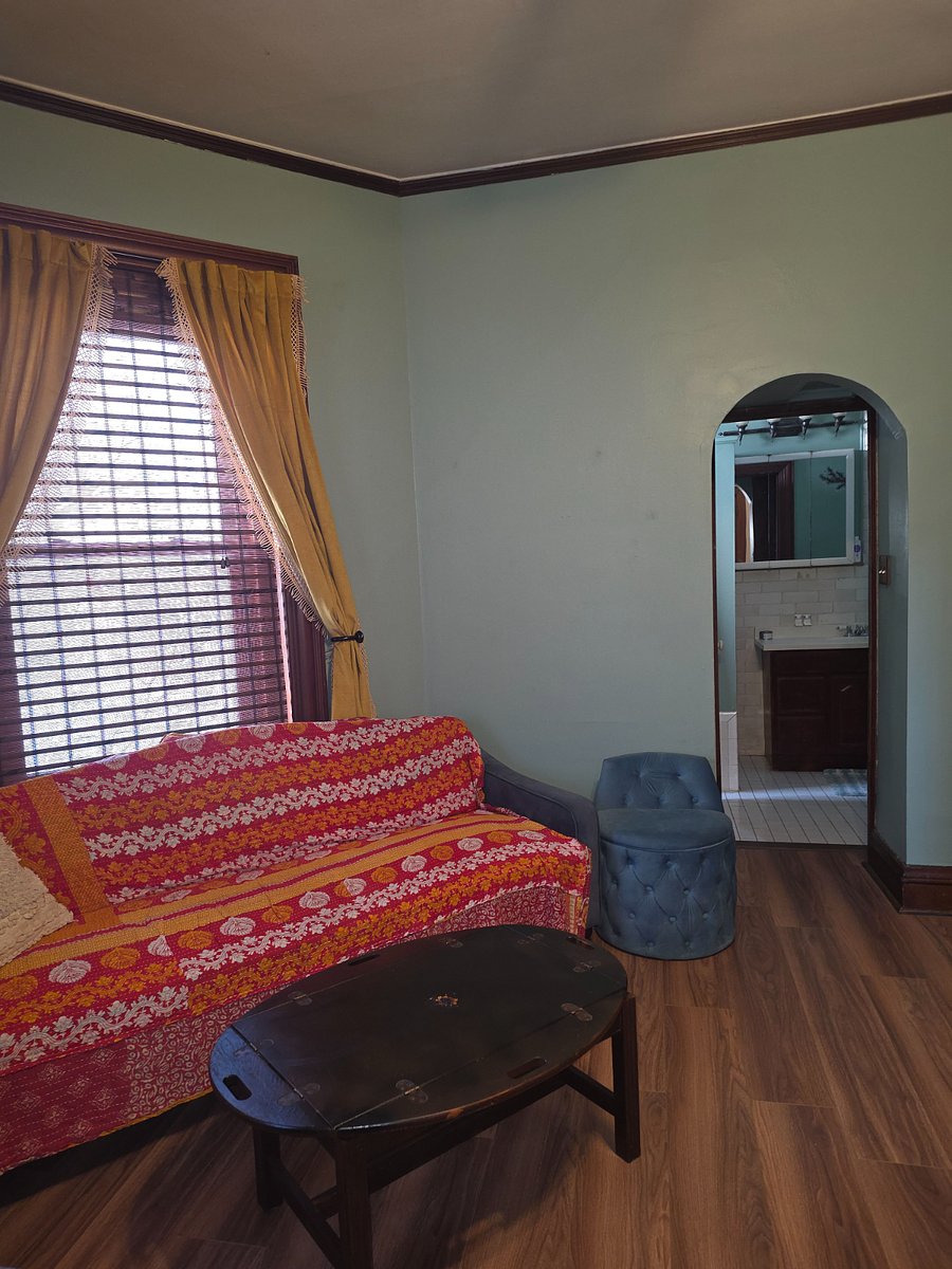 Furnished Finder property 899532_1 photo 4