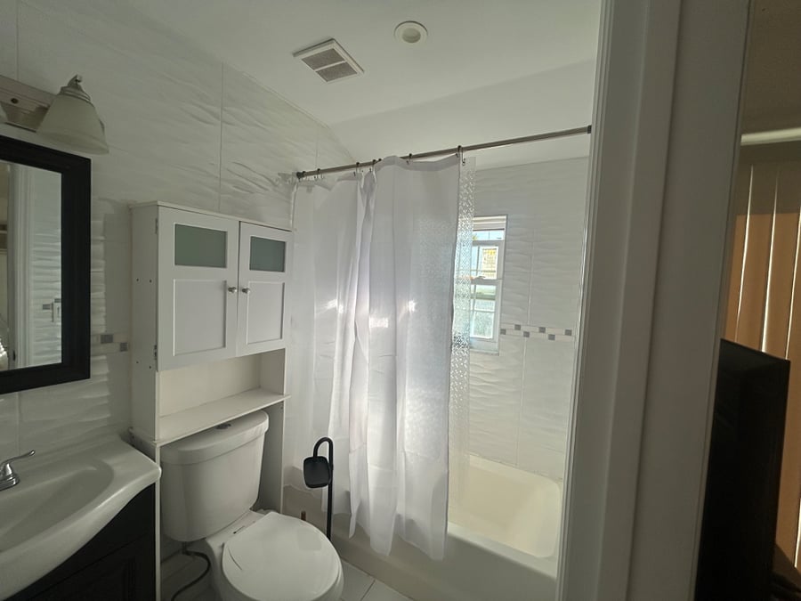 Furnished Finder property 899534_1 photo 7