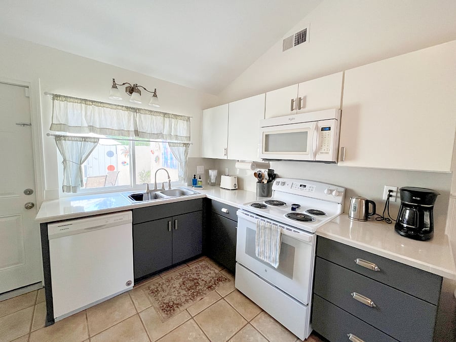 Furnished Finder property 899550_1 photo 12