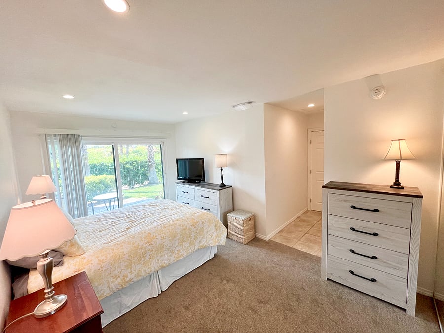 Furnished Finder property 899550_1 photo 16