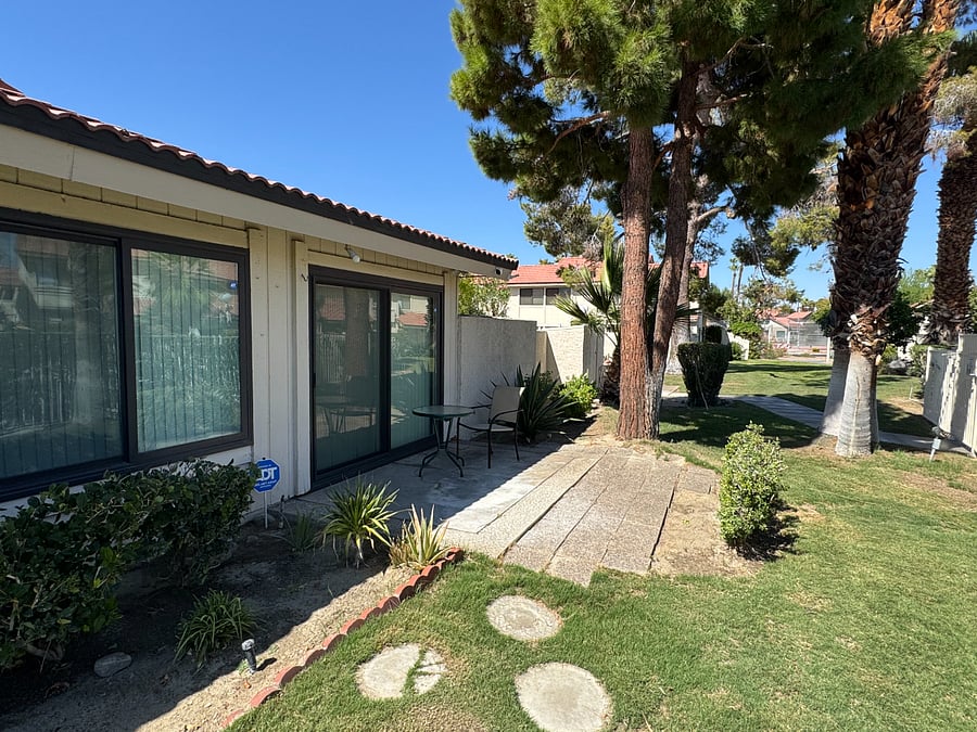 Furnished Finder property 899550_1 photo 34