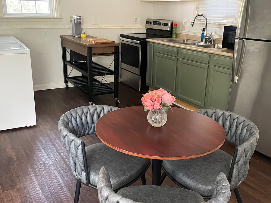 Furnished Finder property 899562_1 photo 17