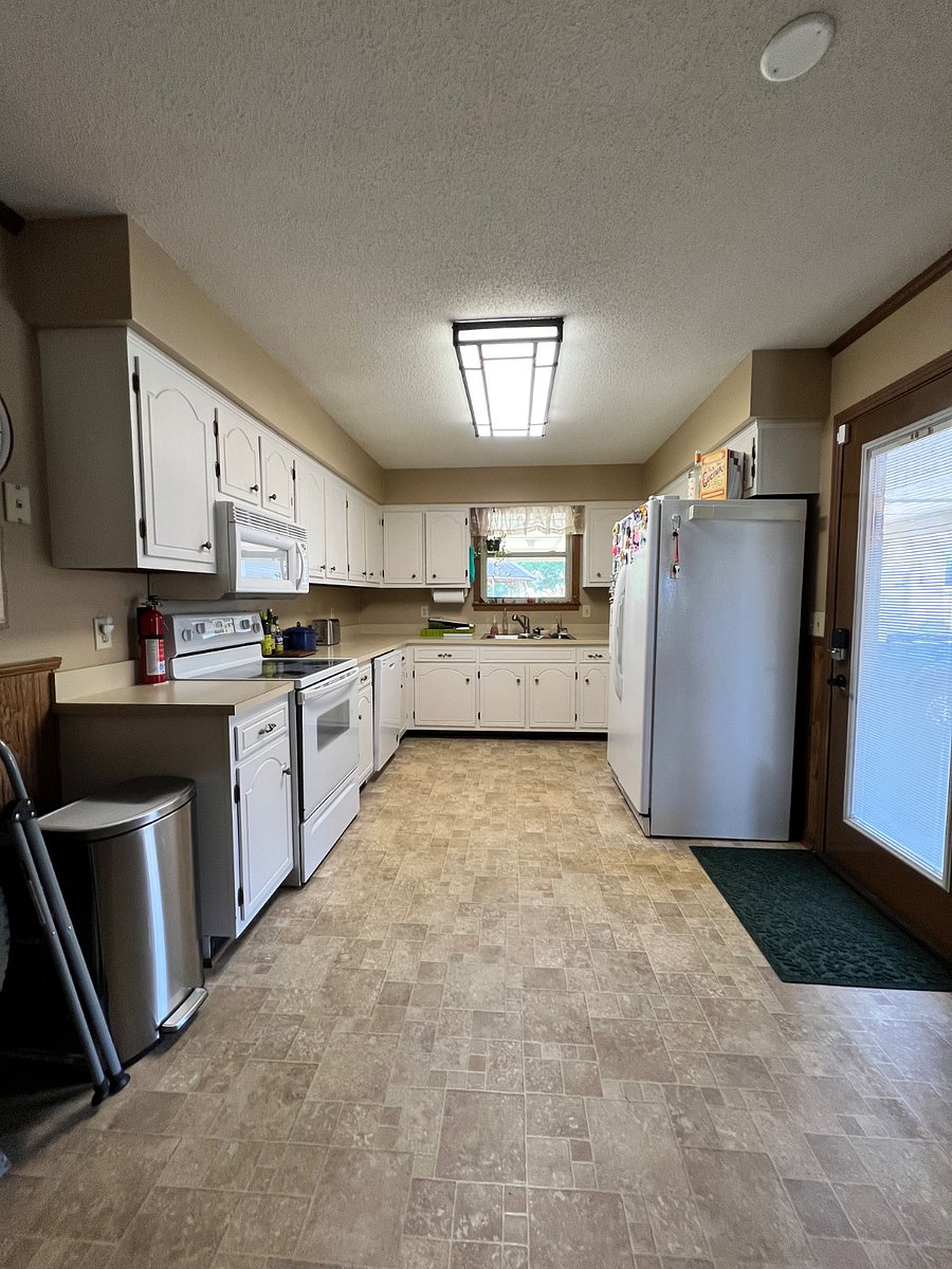 Furnished Finder property 899581_1 photo 6