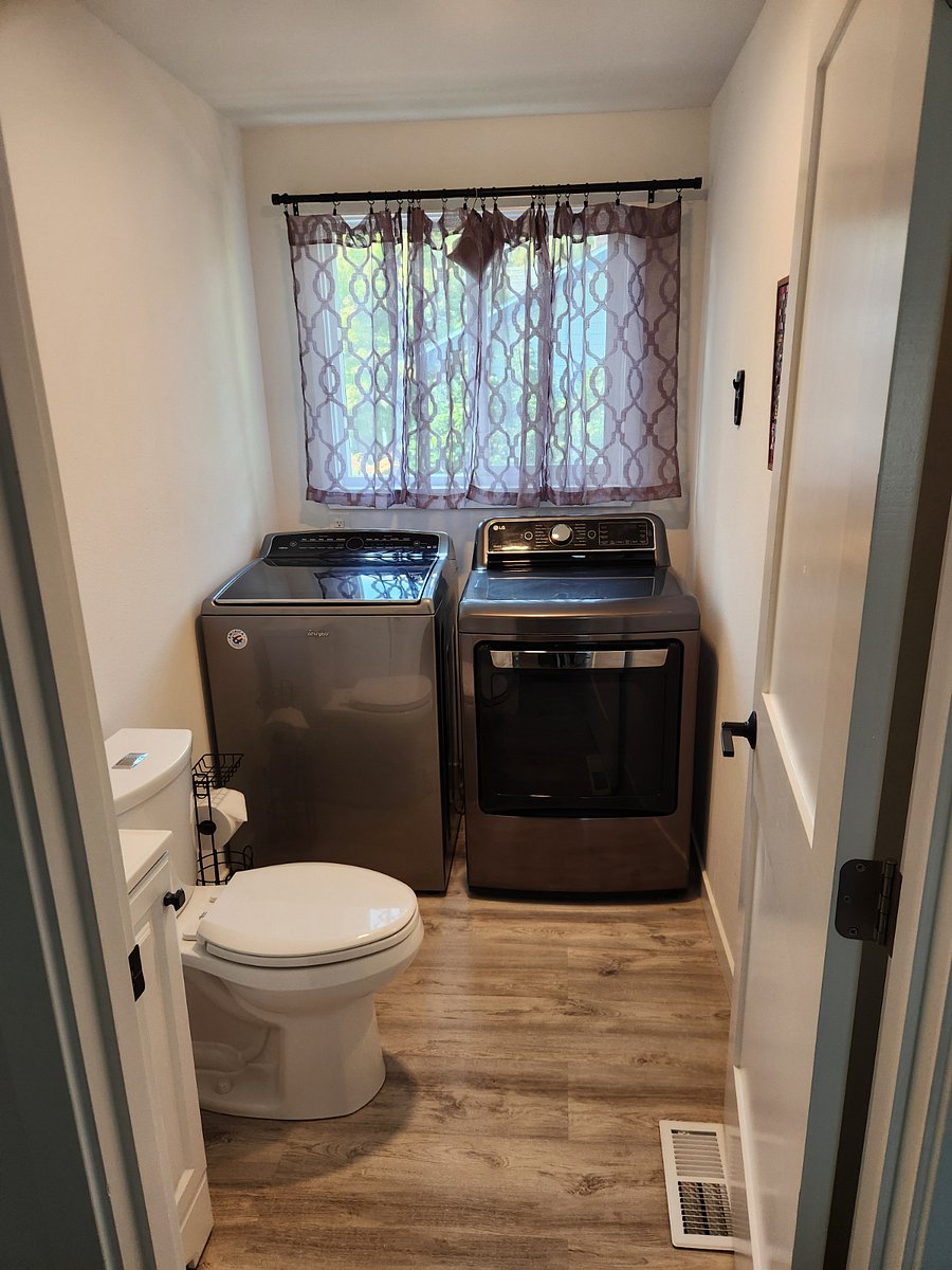 Furnished Finder property 899582_1 photo 9