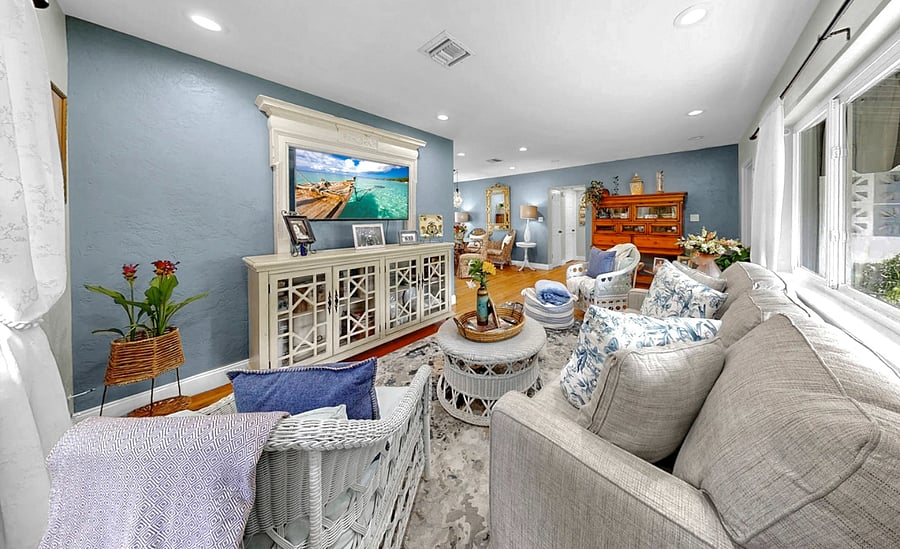 Furnished Finder property 899591_1 photo 3