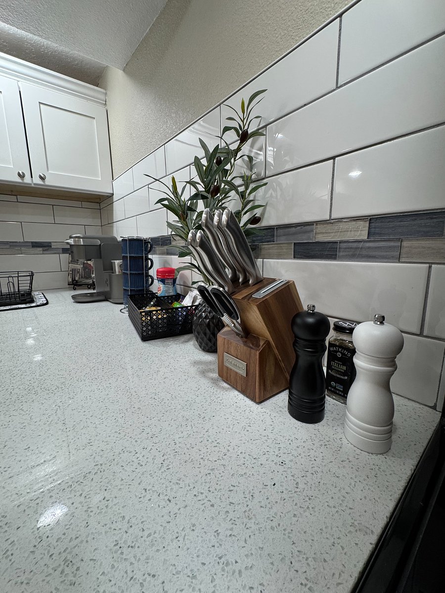 Furnished Finder property 899601_1 photo 5