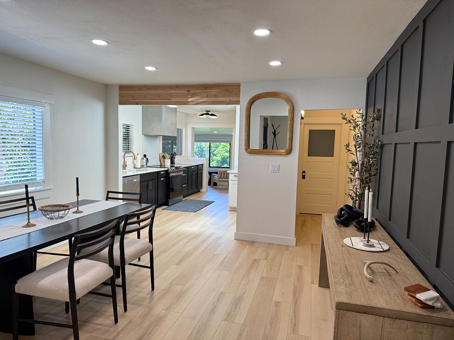 Furnished Finder property 899603_1 photo 6