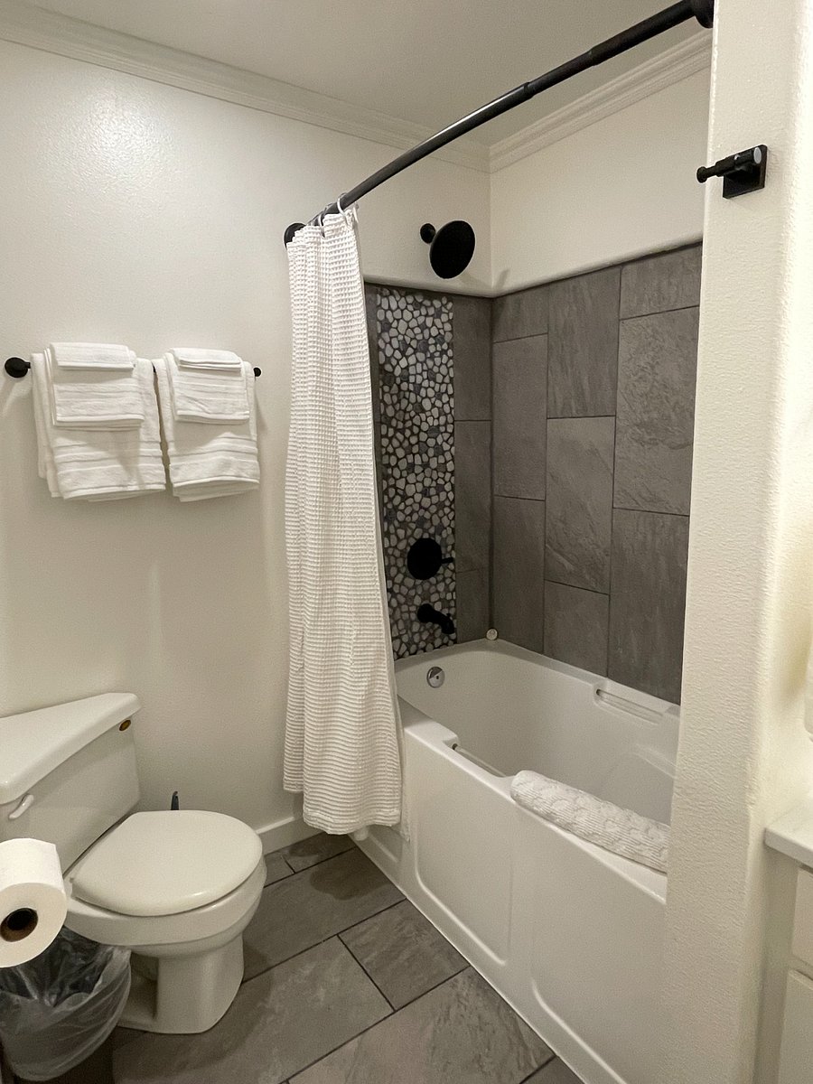 Furnished Finder property 899603_1 photo 27