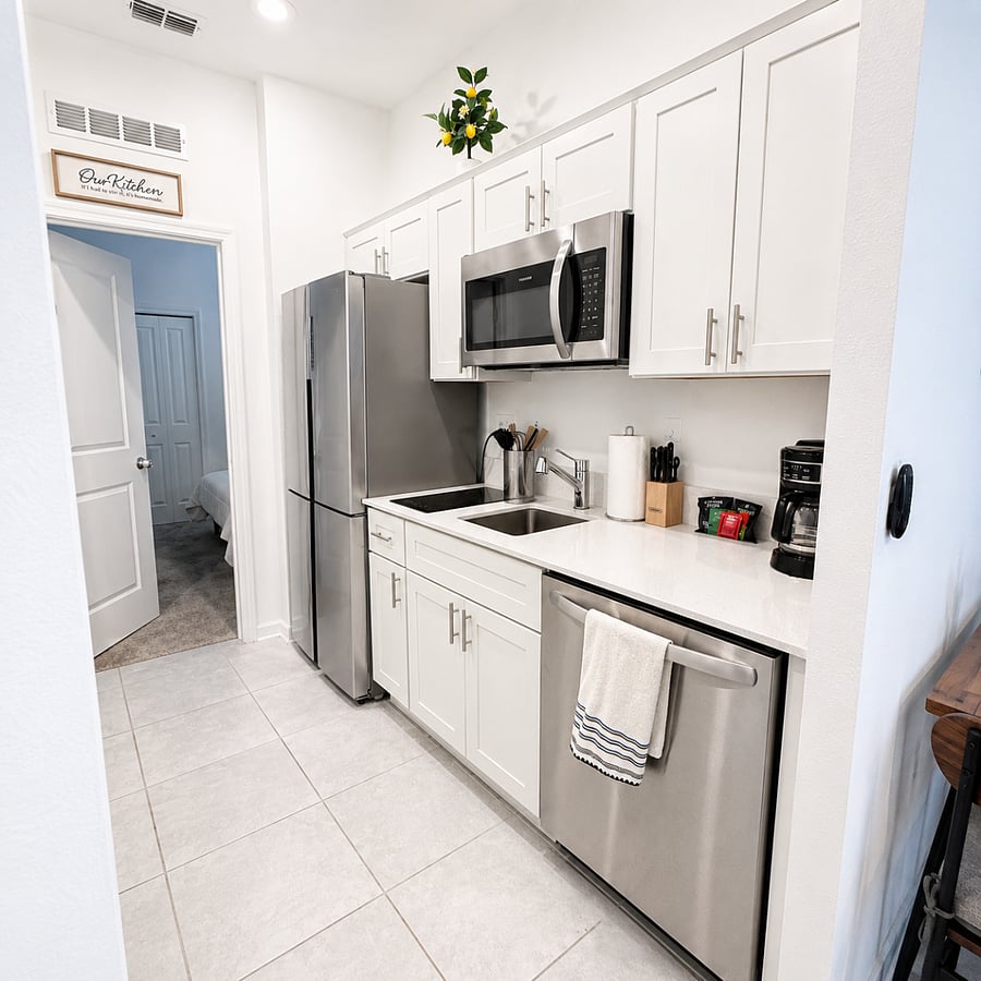 Furnished Finder property 899624_1 photo 3