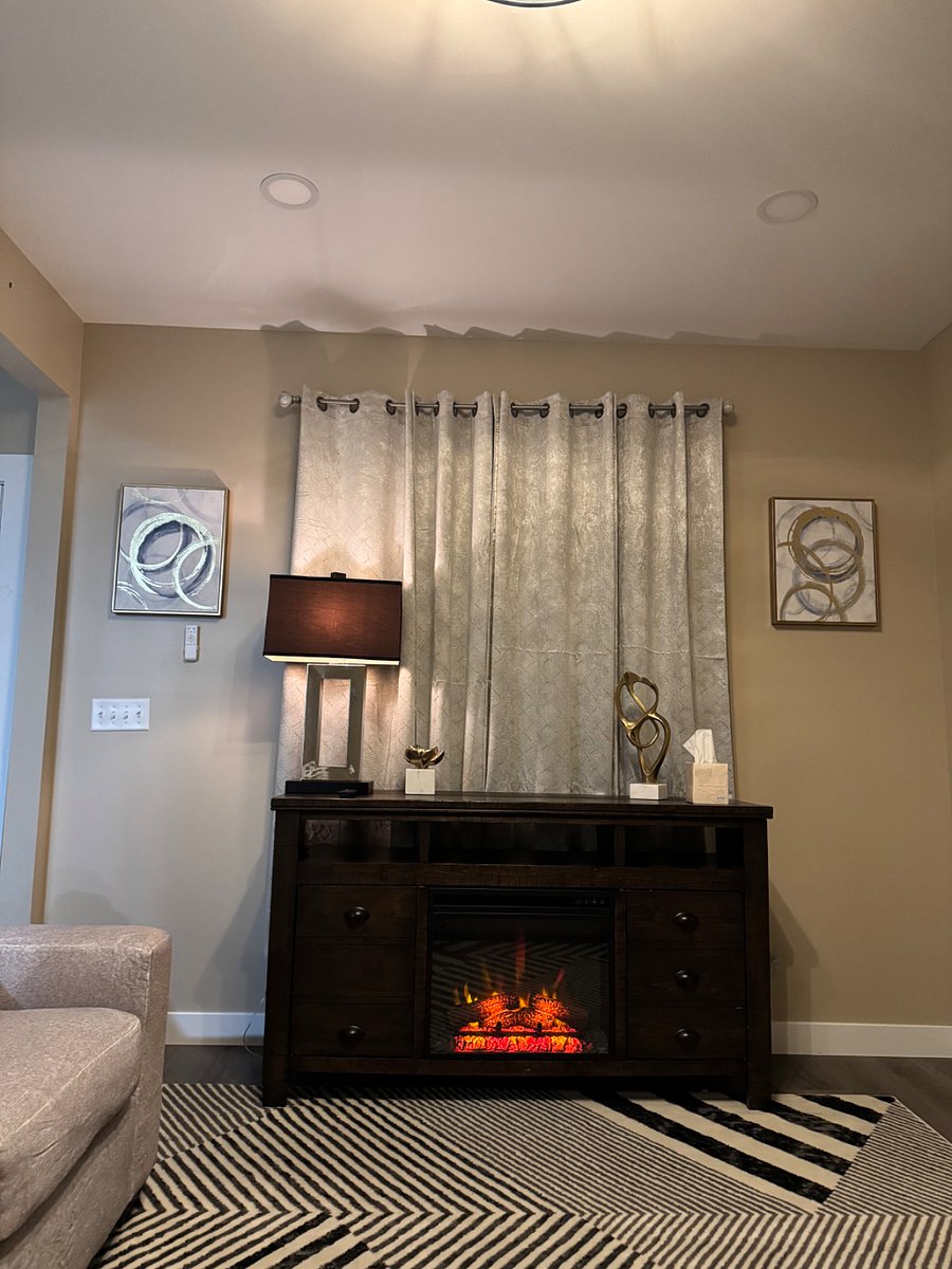 Furnished Finder property 899627_1 photo 3