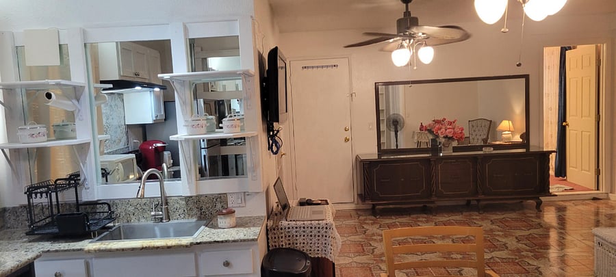 Furnished Finder property 899629_1 photo 4