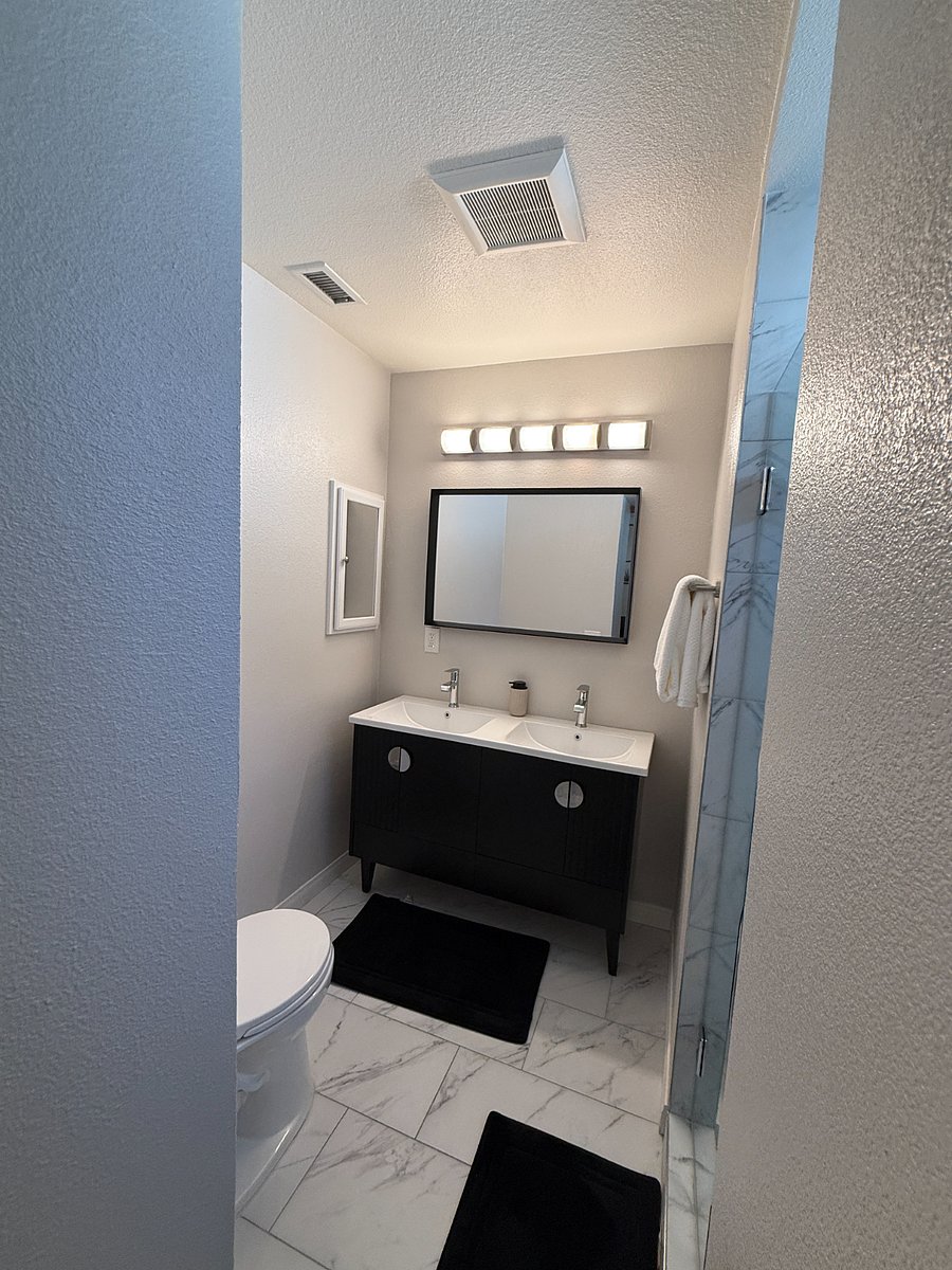 Furnished Finder property 899631_1 photo 8