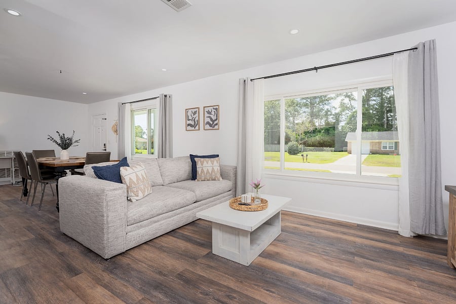 Living and Dining Area