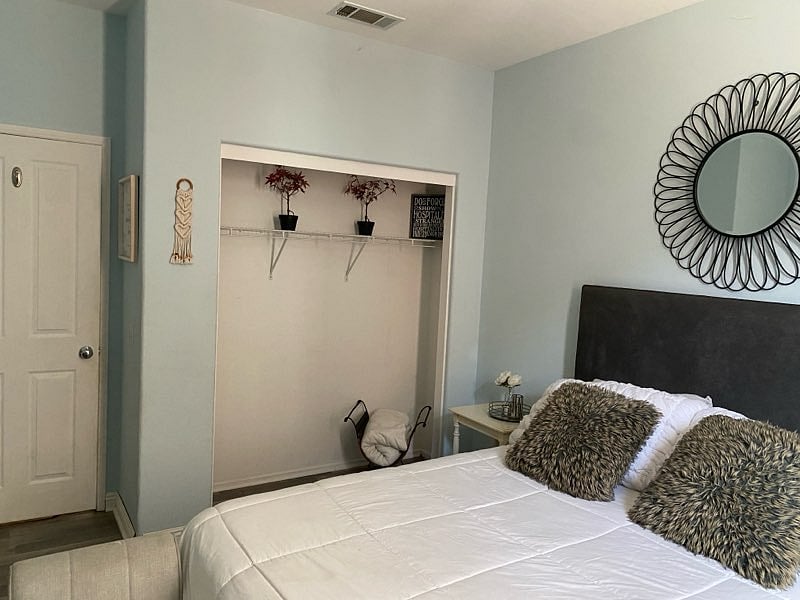 Furnished Finder property 899665_1 photo 3