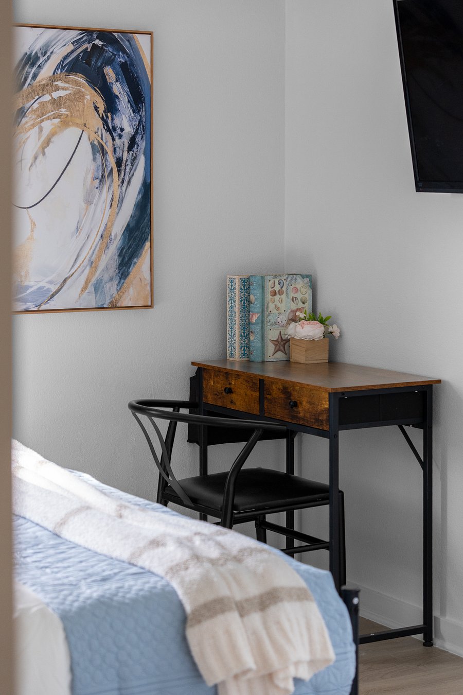 Ethereal Desk