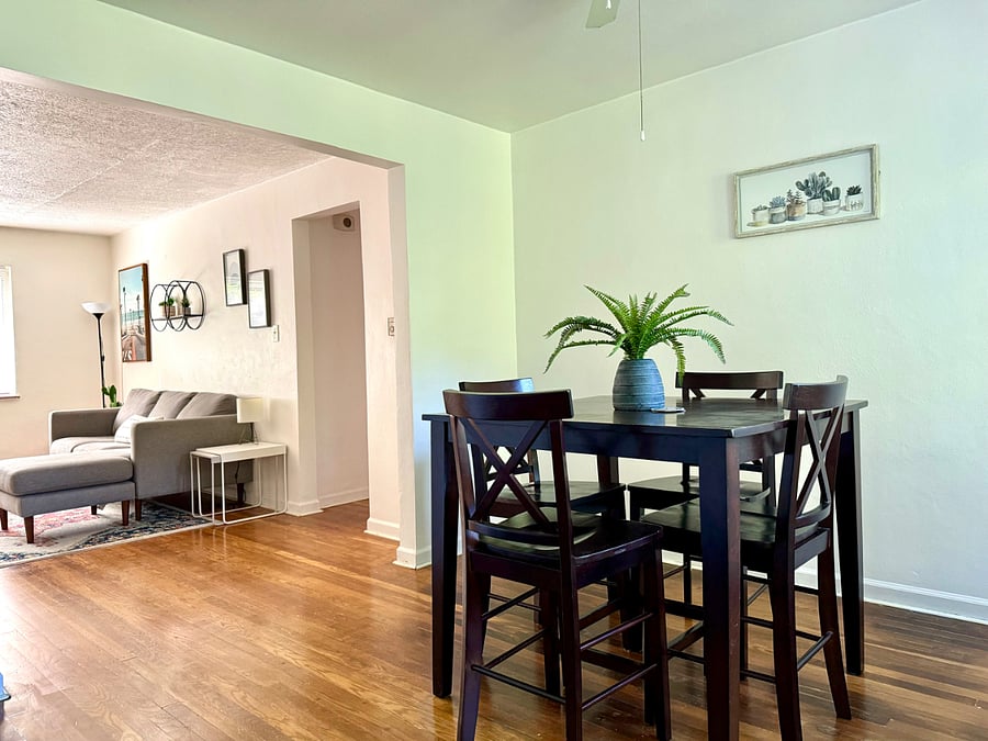 Furnished Finder property 899686_1 photo 3