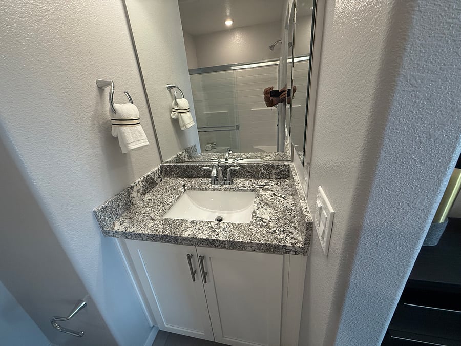 Furnished Finder property 899705_1 photo 14