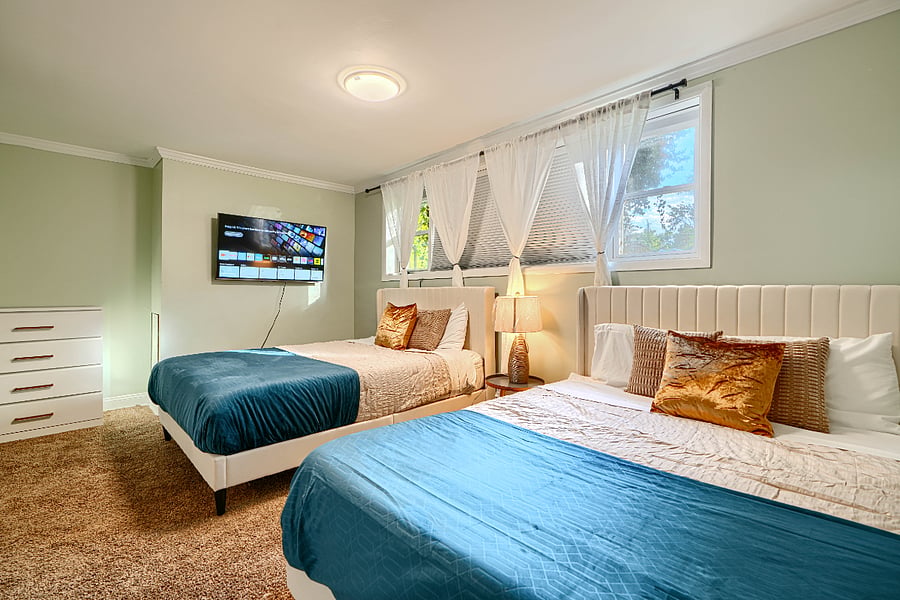 Furnished Finder property 899708_1 photo 11