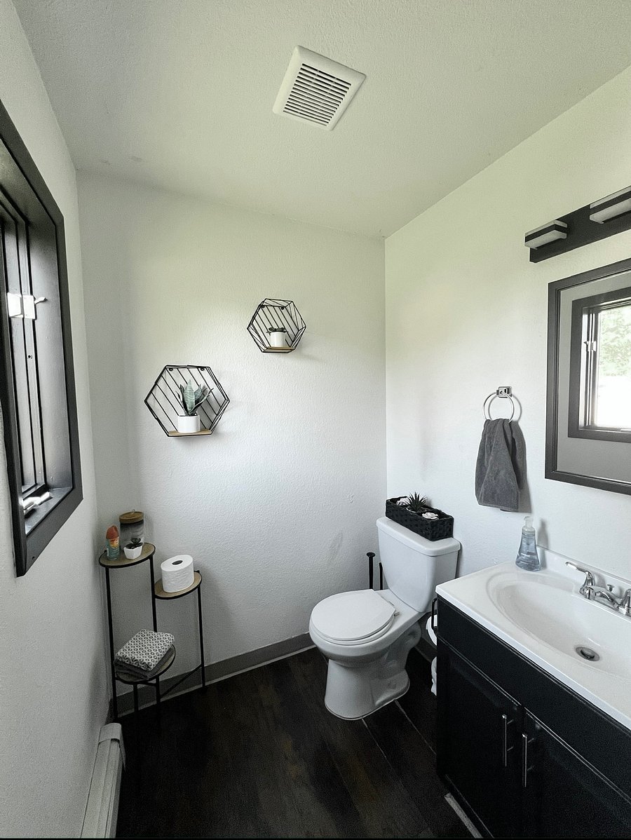 Main level half bath