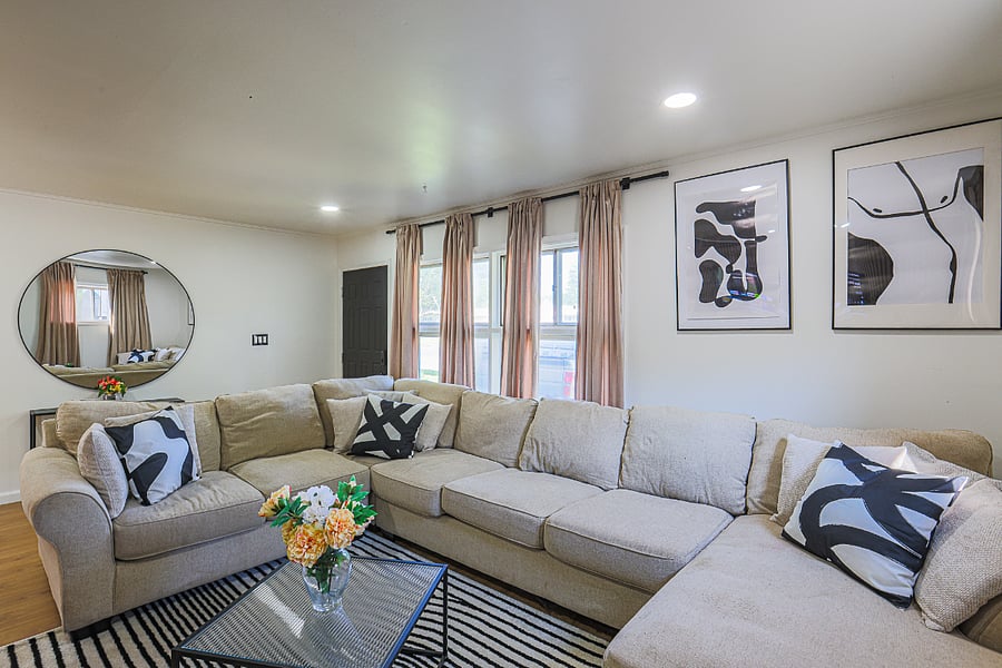 Furnished Finder property 899713_1 photo 41