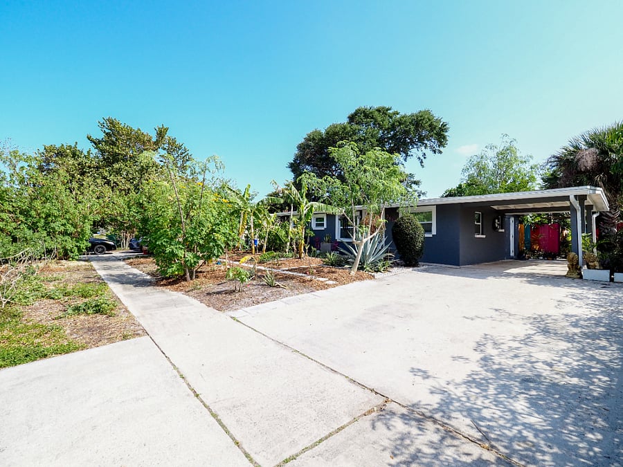 Furnished Finder property 899717_1 photo 29
