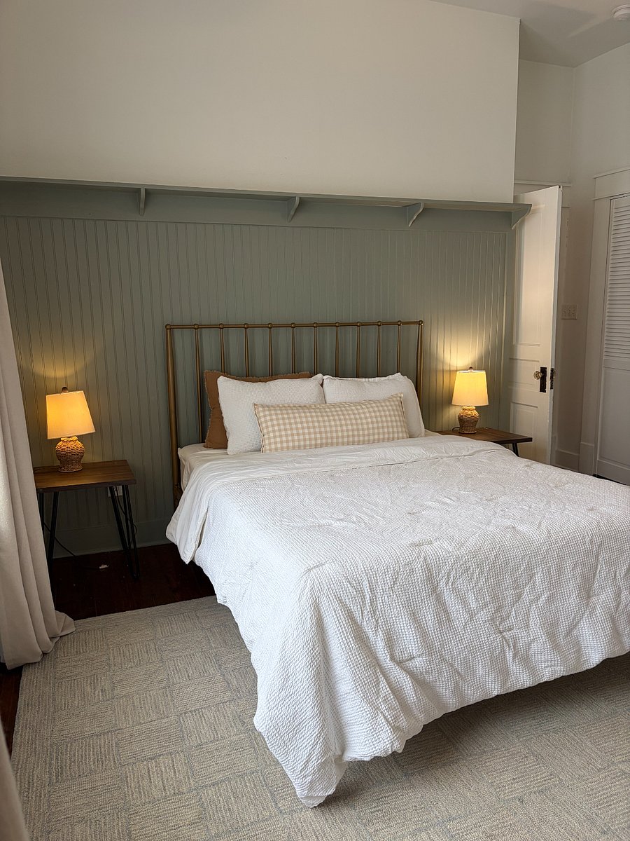 Furnished Finder property 899721_1 photo 16
