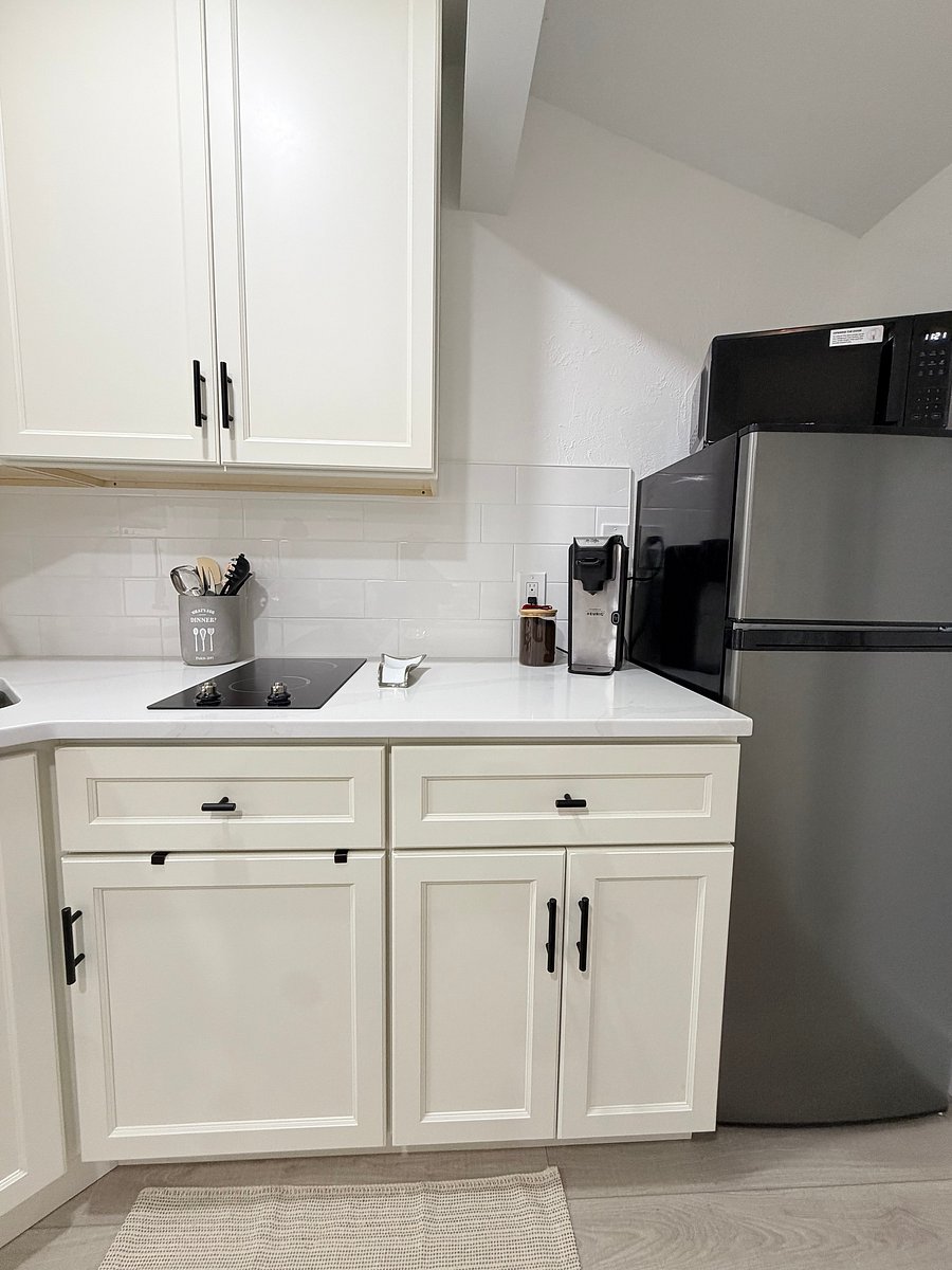 Furnished Finder property 899722_1 photo 3