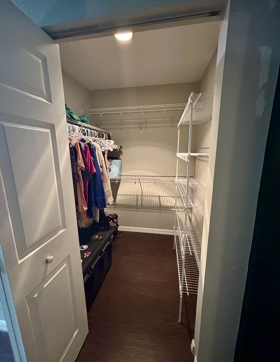 Master Closet
Access in the bonus suite
Note standard closed in bedroom is not for renters use. Currently used for house materials/storage.
Not locked.