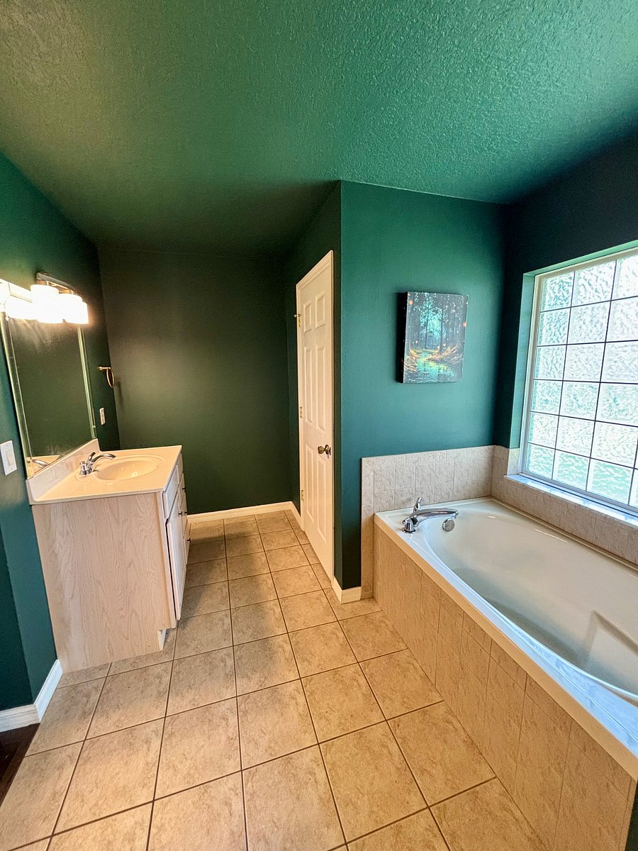 Master Bathroom
Features dual vanities and a large soaking tub, supported by a large water tank to ensure a full, hot fill.