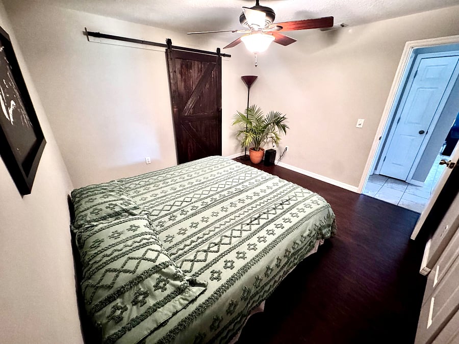 Master Bedroom
Sleeping Arrangements
King bed
Sleeps 2, up to 3
Infant mattress available in the closet to support 1 child
