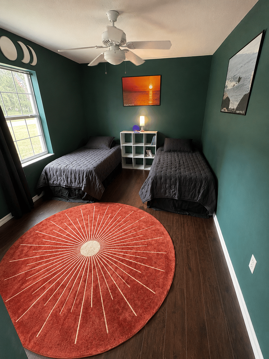 Spare Bedroom 2 with Two Twin Beds