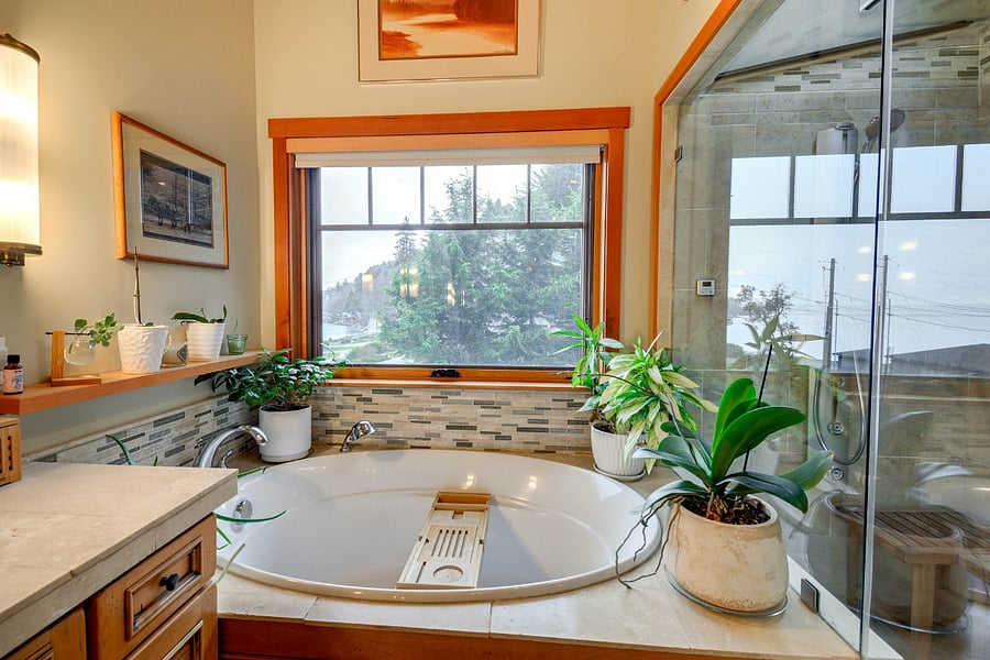 Primary Bathroom with Soaking Tub and Steam Shower