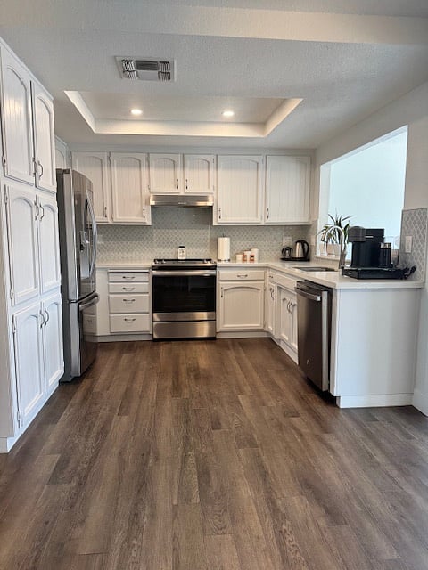 Furnished Finder property 899754_1 photo 7