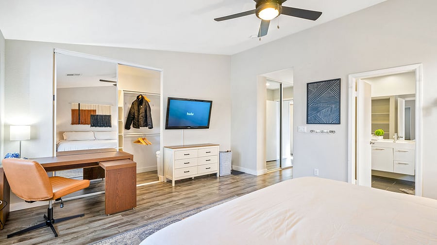 Furnished Finder property 899758_1 photo 3